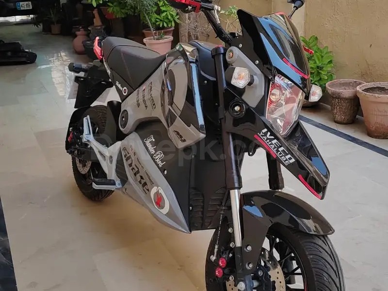 Metro E-Vehicle M6 2024