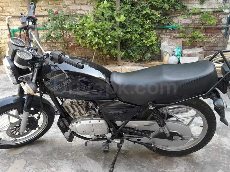 Suzuki GS 2020
