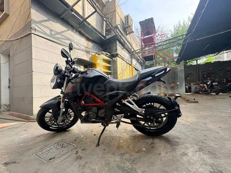 Benelli 251S 2022