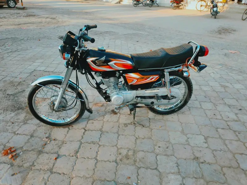 Honda CG 2022