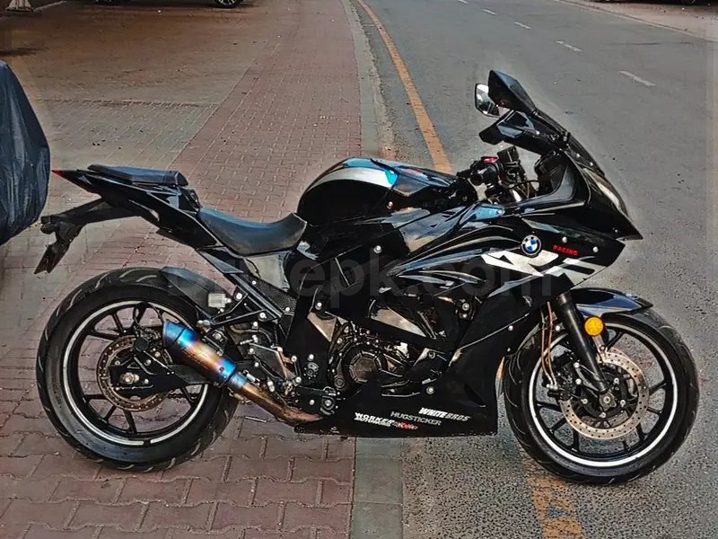 BMW S1000RR 2022