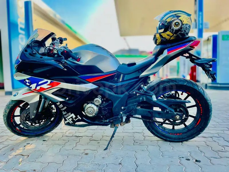 BMW HP 2021