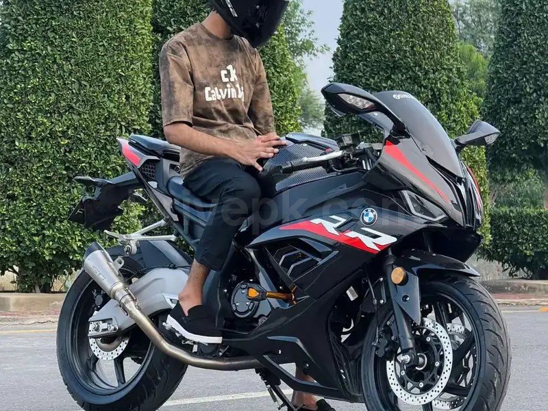 BMW S1000RR 2025