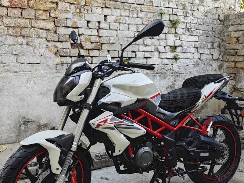 Benelli TNT 2019