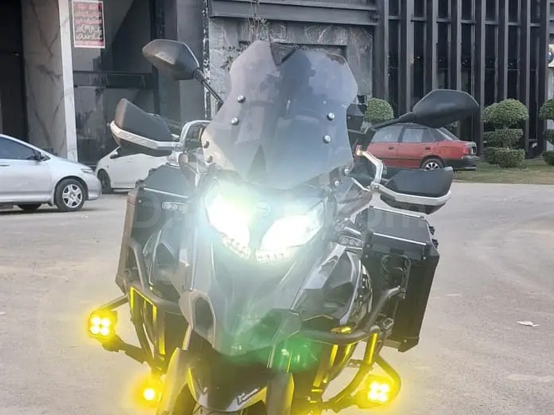 Benelli 502C 2023