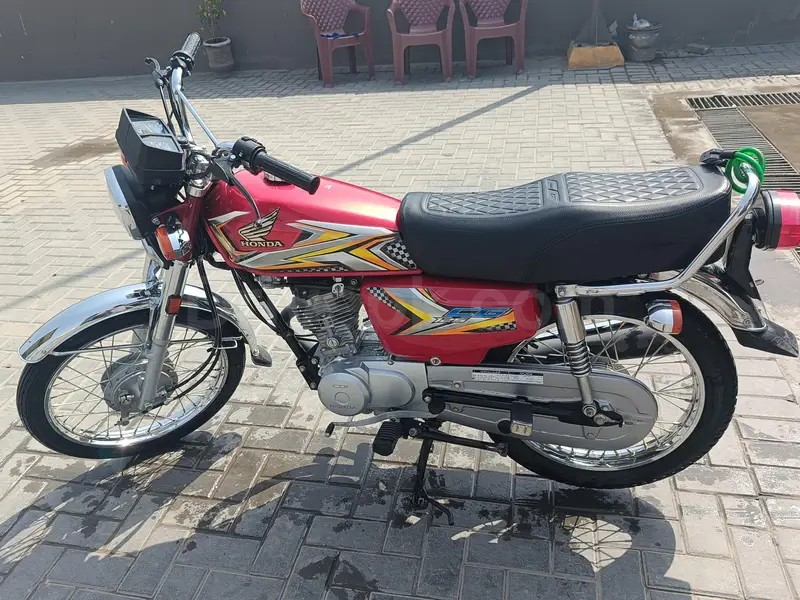 Honda CG 2025