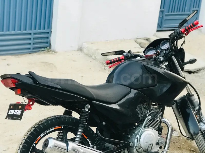 Yamaha YBR 2016