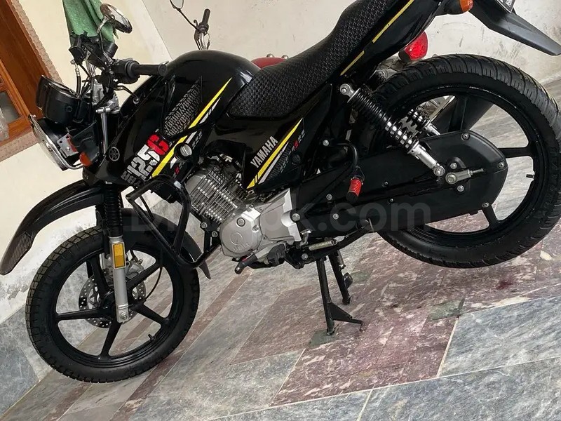 Yamaha YBR 2021