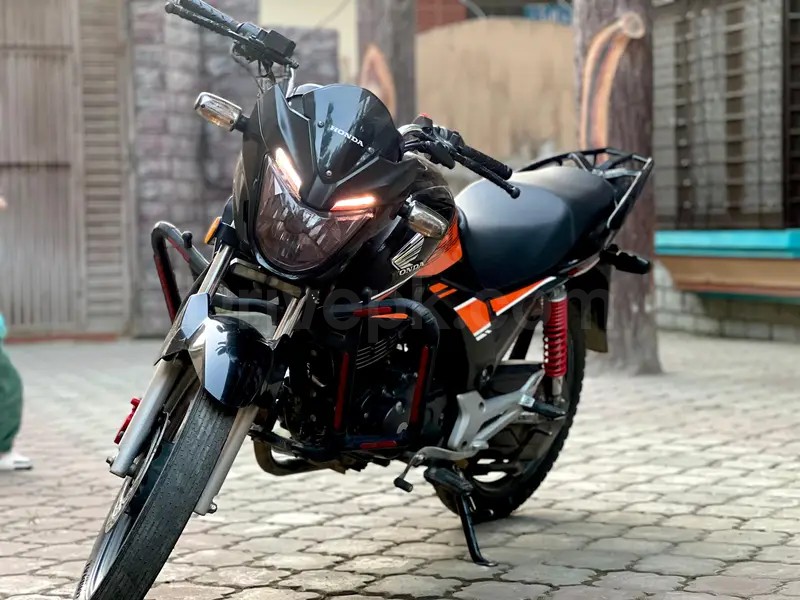 Honda CB 2023