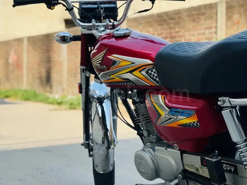 Honda CG 2025