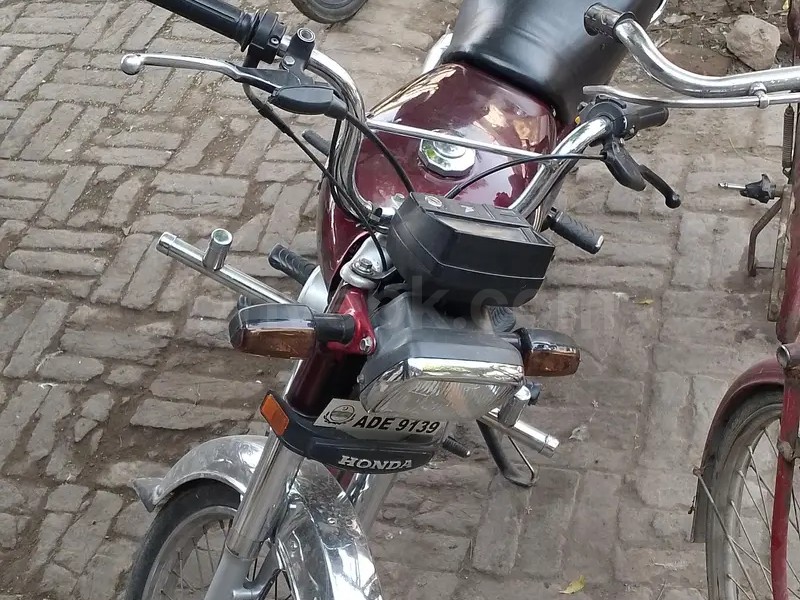 Honda CD 2021