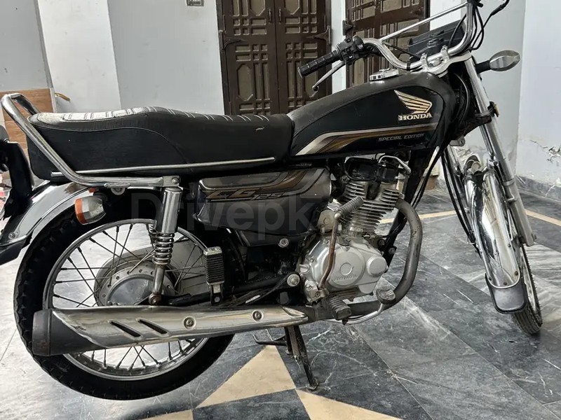 Honda CG 2020