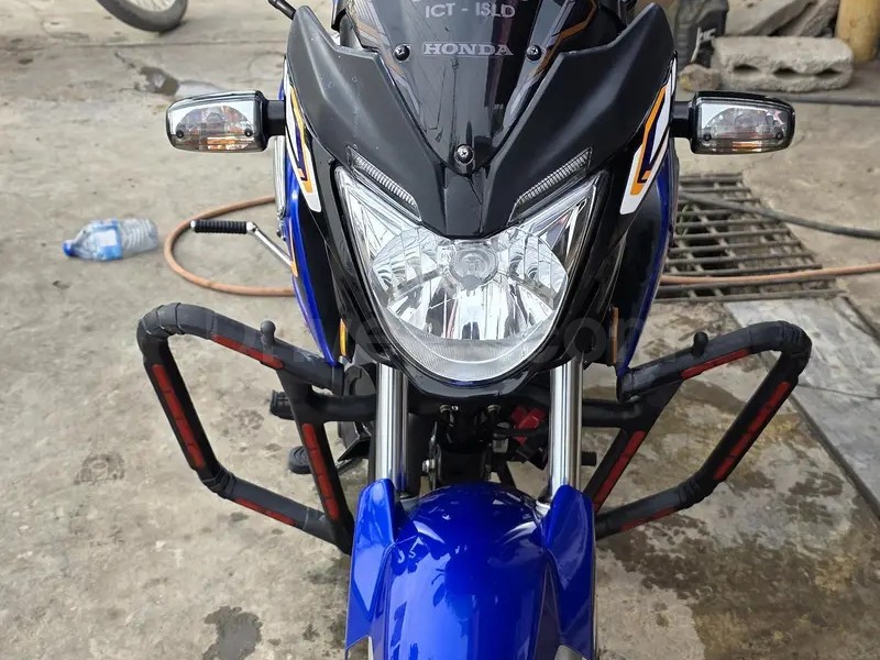 Honda CB 2025