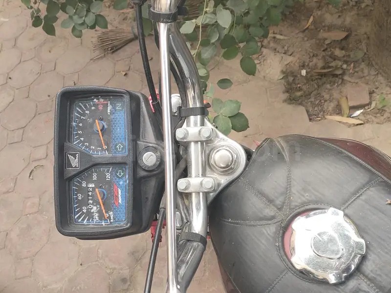Honda CG 2023