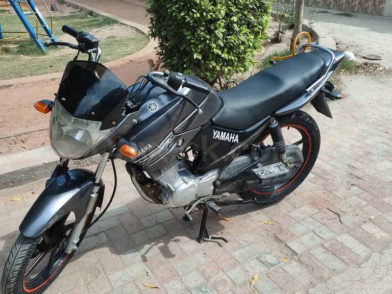 Yamaha YBR 2015