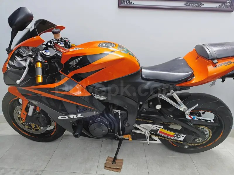Honda CBR 2011