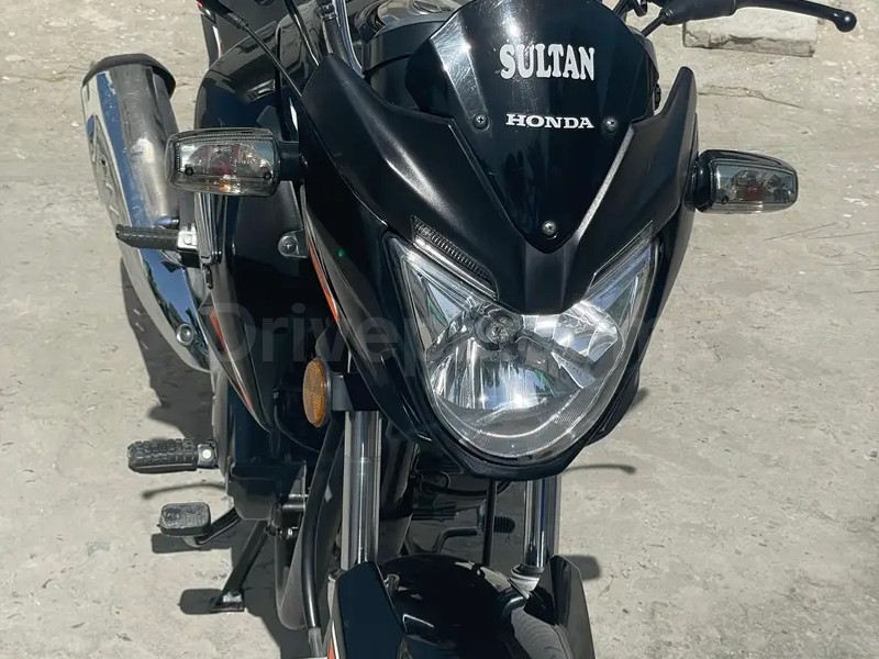 Honda CB 2022