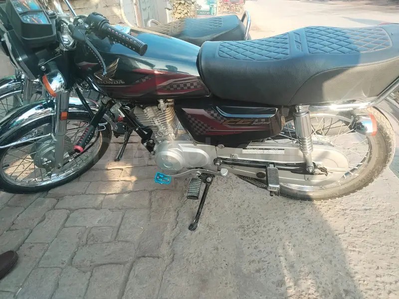 Honda CG 2024