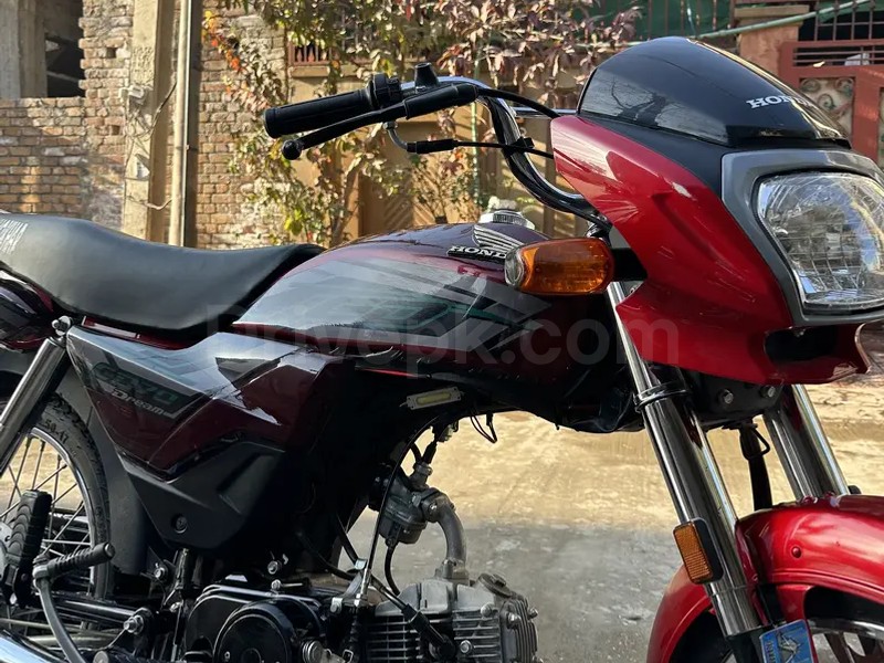 Honda CD 2025