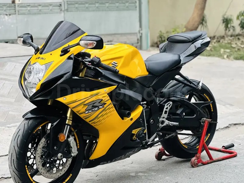 Suzuki GSX-R750 2012