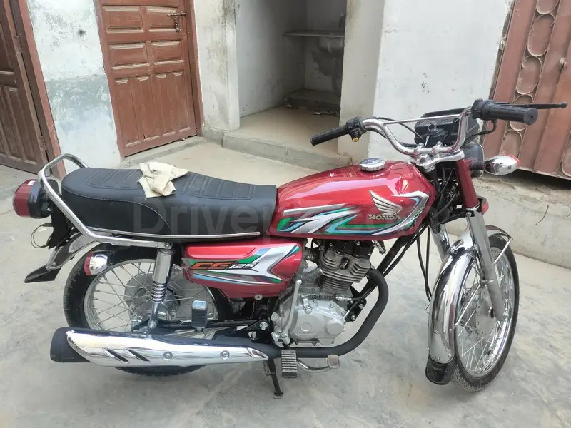 Honda CG 2023