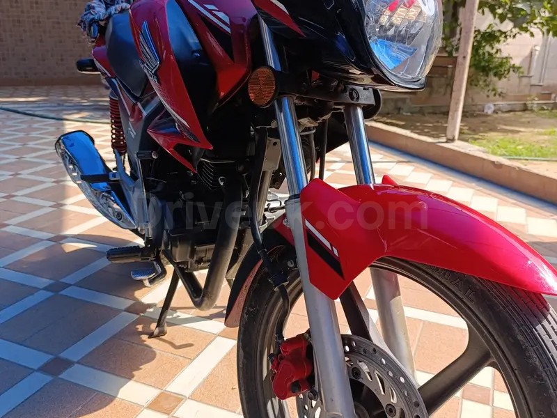 Honda CB 2022
