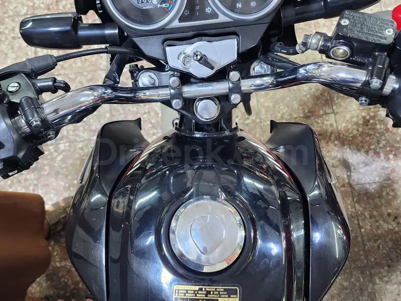 Honda CB 2023