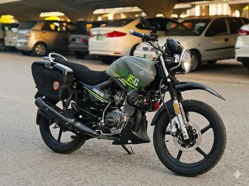 Yamaha YBR 2024