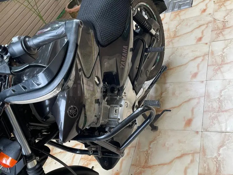 Yamaha YBR 125G 2023