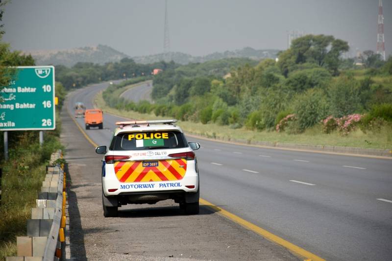 Punjab to Crackdown on Vehicles Without Green Stickers