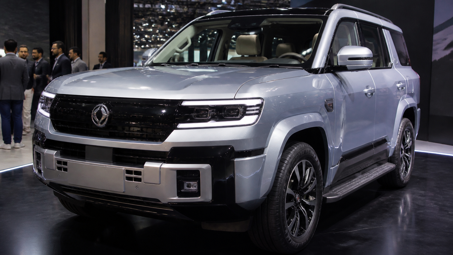 Denza B8 First Look: 600+ HP Luxury SUV