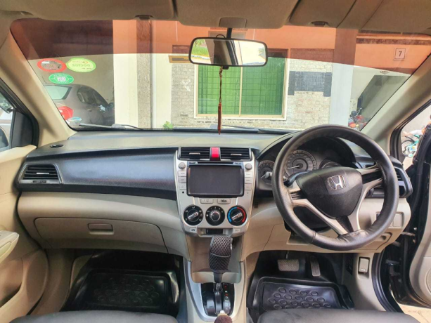 For Sale – Honda City Aspire 1.3 Automatic (2016 Model)