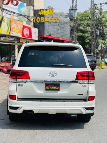 Toyota Land Cruiser ZX