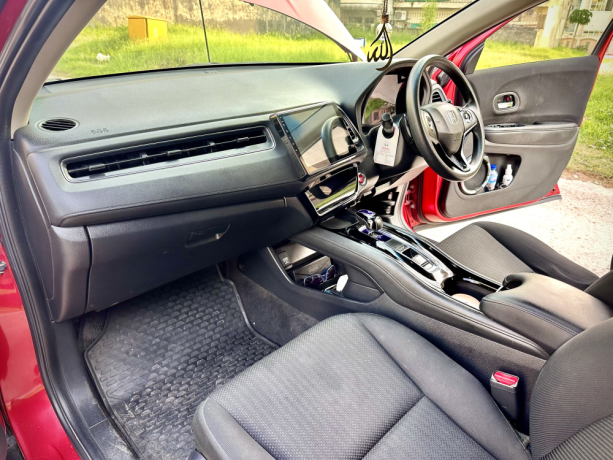 Honda Vezel Hybrid Z