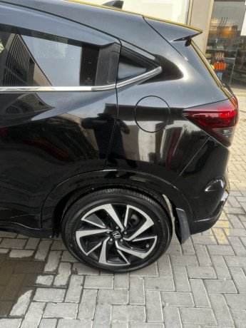 Honda Vezel Hybrid RS Honda Sensing