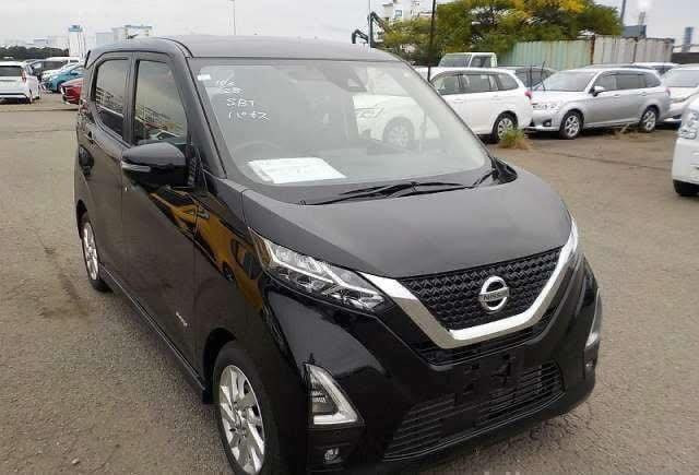 Nissan Dayz Highway Star S hybrid X pro pilot