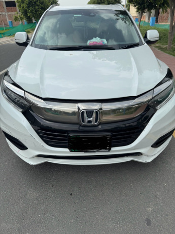 Honda Vezel S