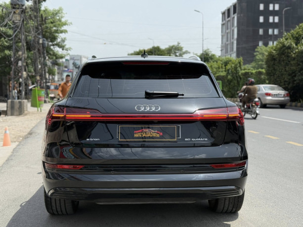 Audi Q4 e-tron 55 quattro