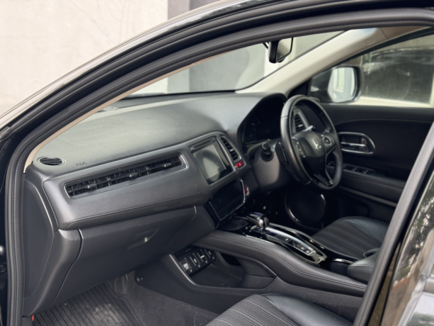 Honda Vezel Hybrid Z