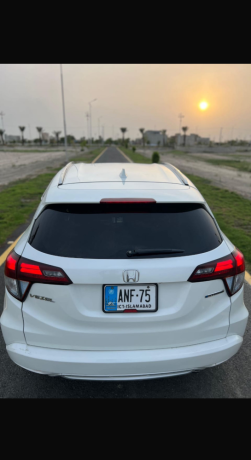 Honda Vezel Hybrid Z