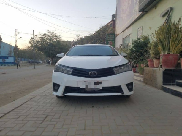 Toyota Corolla Grande 2016