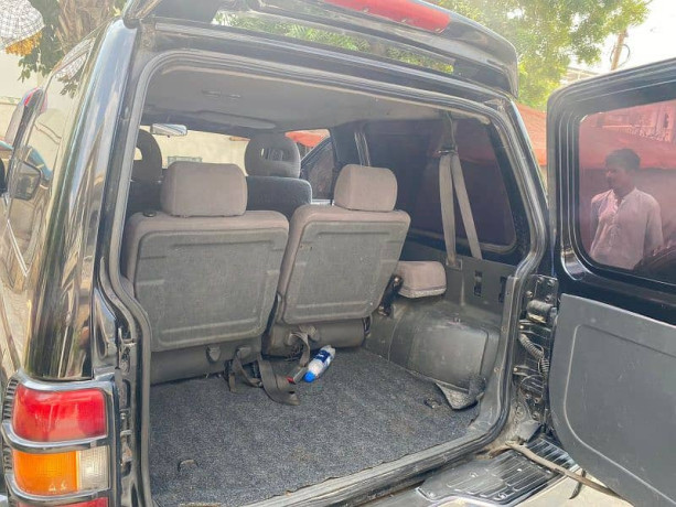 Mitsubishi Pajero 2001