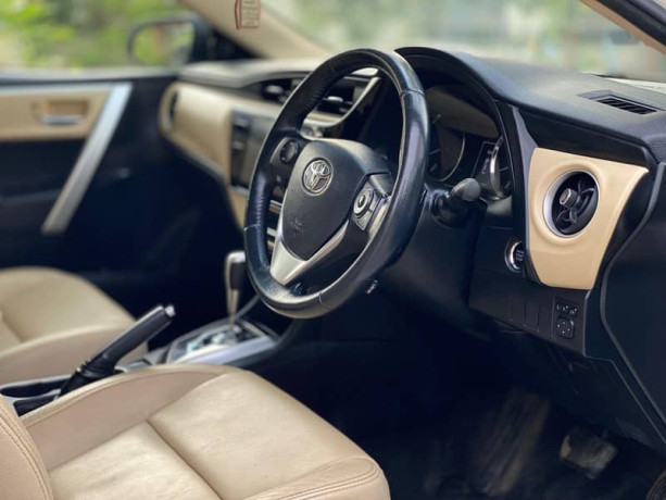 Toyota Corolla Grande 1.8 top of the line B2B