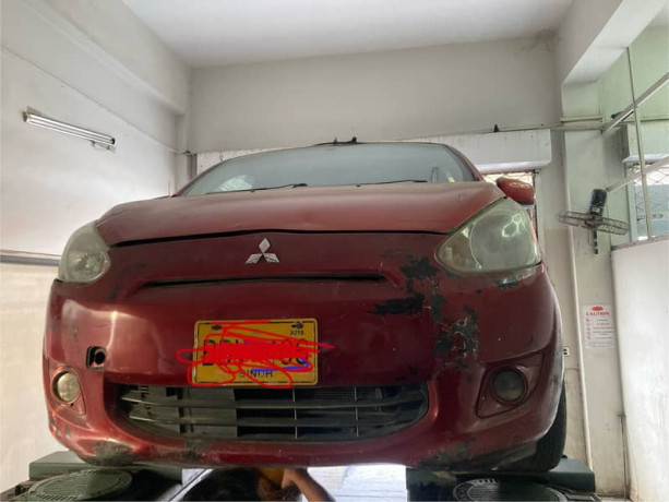 Mitsubishi Mirage 2012