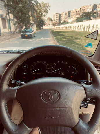 Toyota Land Cruiser 1999