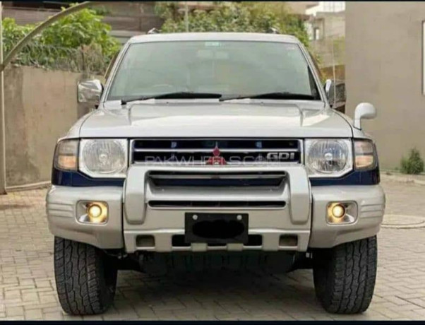 Mitsubishi Pajero 1998 over fender full original body own body 1kz swa