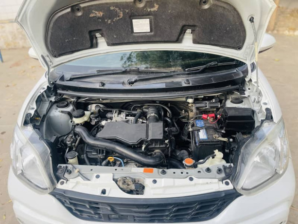 Toyota passo 2017 full genuine