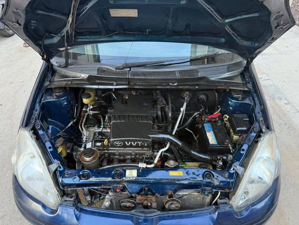Toyota Vitz 2003
