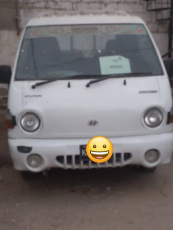 Hyundai Shehzore 2001