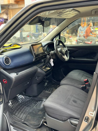 Nissan days highway star